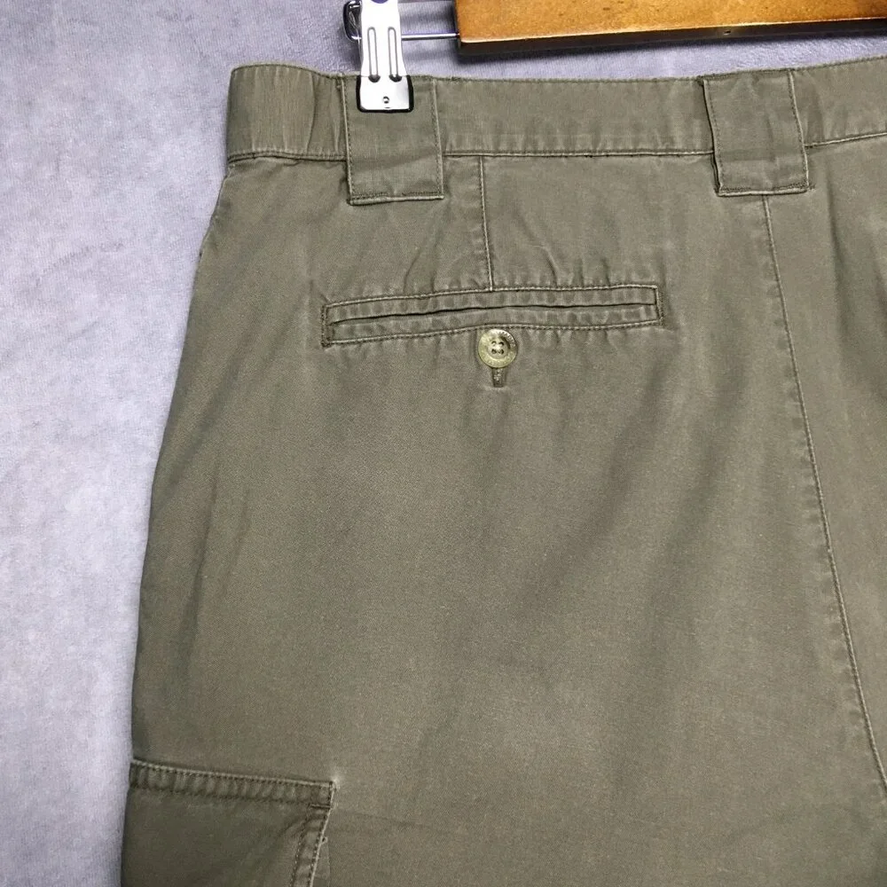 Columbia Mens Cargo Shorts size 34‎ Green Pleated Cotton Trail Summer